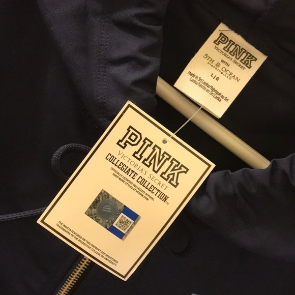 VS PINK Collegiate Pullover Hoodie North Carolina - Picture 4 of 7